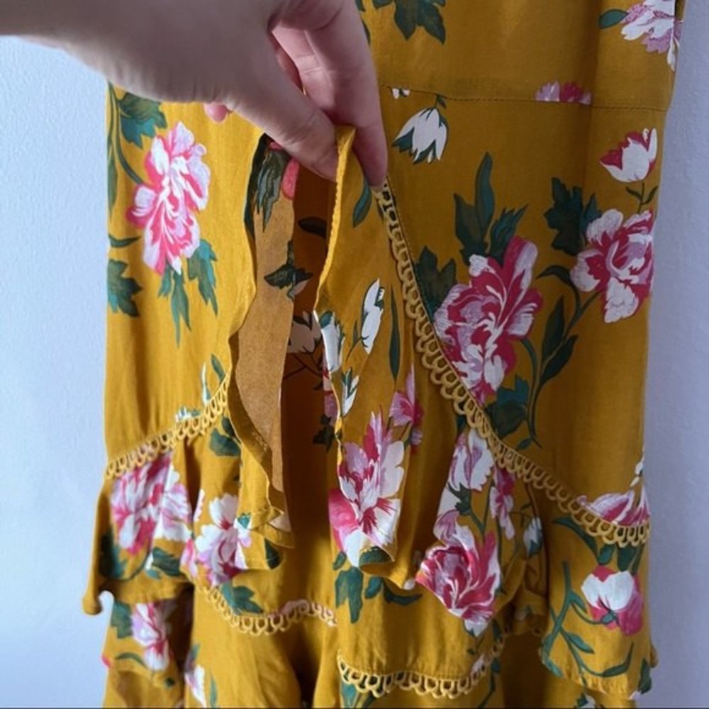 NWT MINKPINK Mustard Yellow Floral Ruffled Tiered Mini Dress - Picture 5 of 14